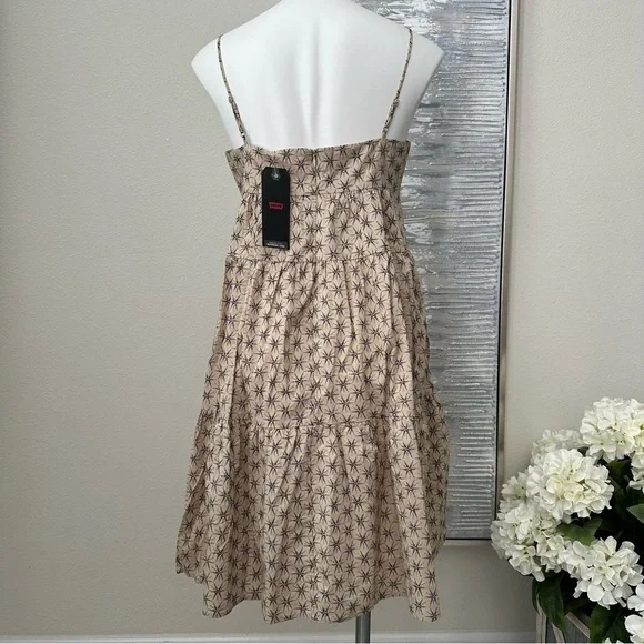 Levi’s Women’s CLEA DRESS Size M - Picture 11 of 15